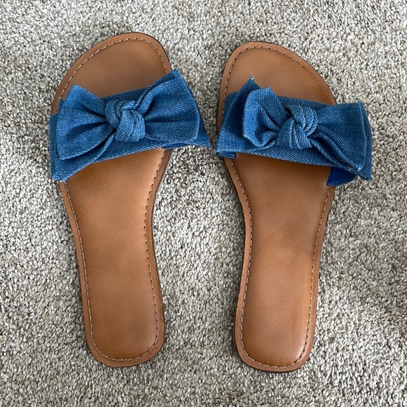 Time and Tru Shoes - Denim cloth sandals